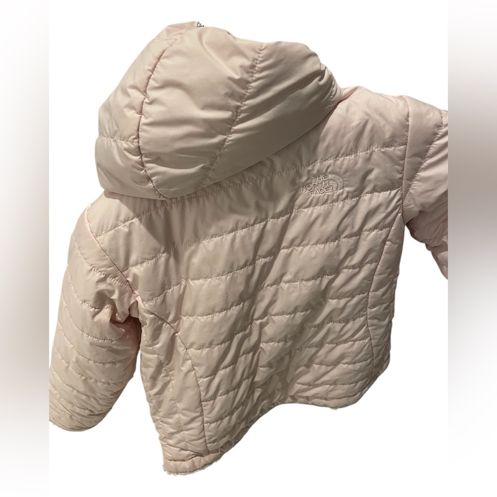 The North Face 5T jacket reversible dress up or down ! Love this coat !!!